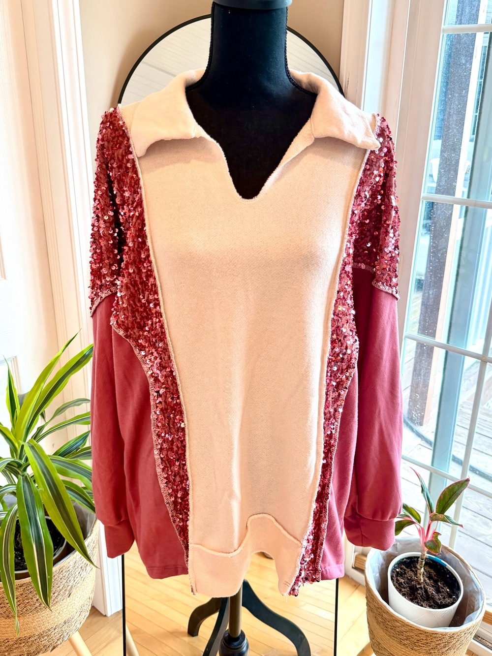 7th RAY | Sequin Detail Pullover